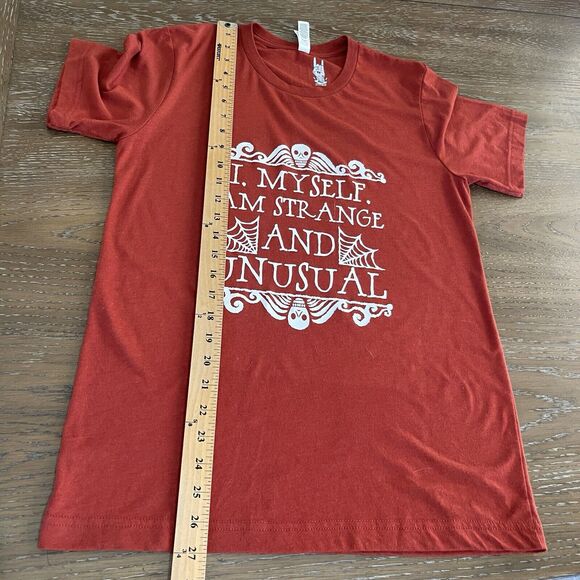 Beetlejuice Shirt Womens Small Rust Strange and Unusual Short Sleeve Movie Quote - Picture 9 of 10